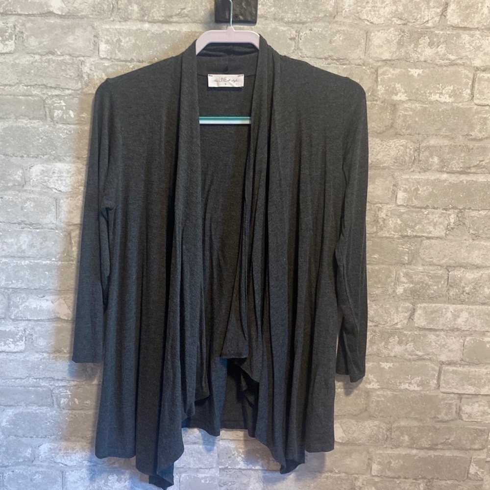 The Line Of Style Light Cardigan
